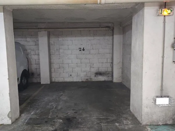Parking 20 m²