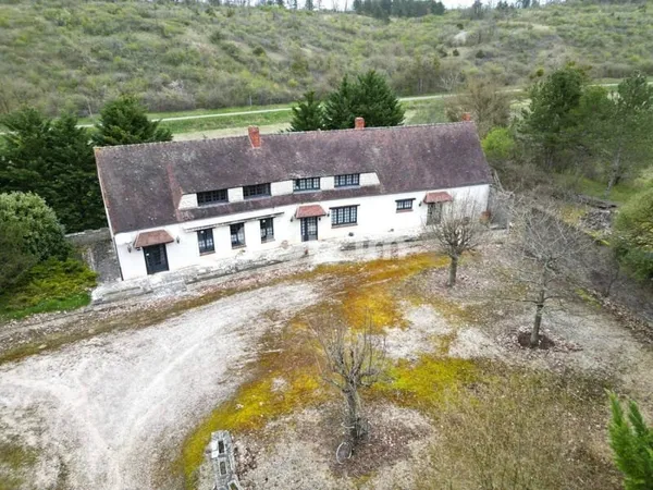 Maison 9 pièces 242 m²