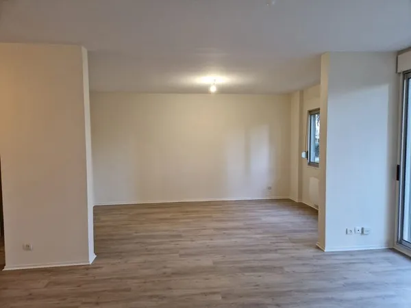 A louer très bel appartement T4 de 81.03 m2 à BOURG EN BRESSE