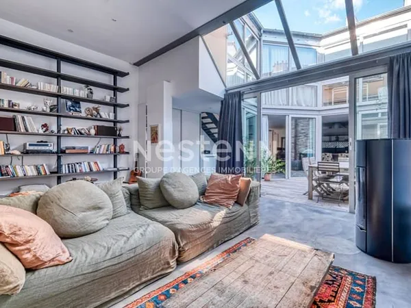 Appartement 6 pièces 161 m²