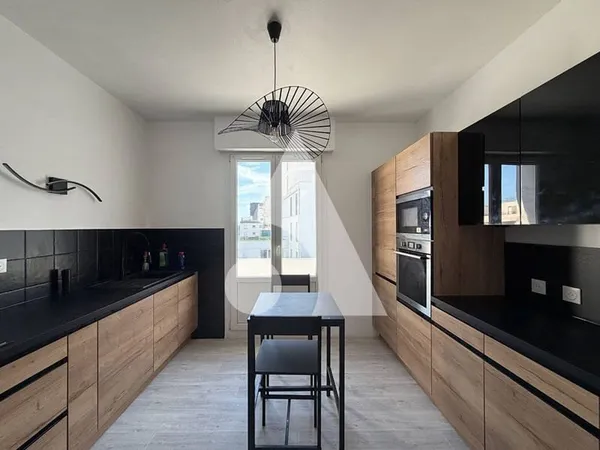 Appartement 4 pièces 96 m²