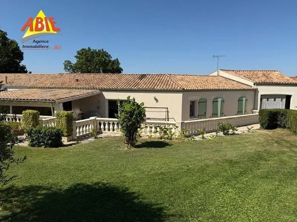 Pavillon Plain Pied 108 m2 ST PIERRE LE VIEUX
