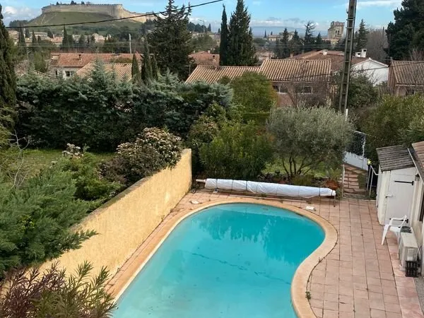 Maison Villeneuve centre avec piscine
