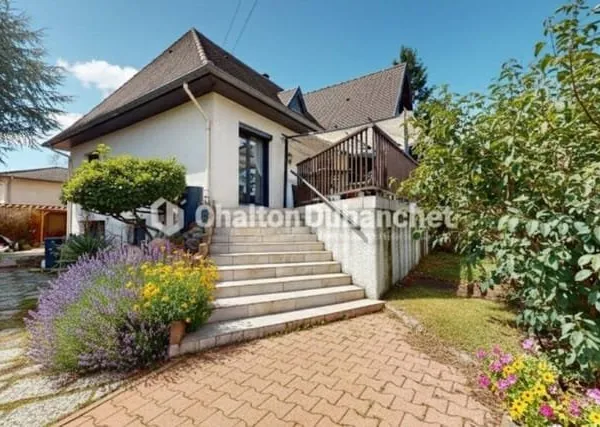 Maison 8 pièces 165 m²