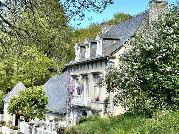 Charming country home with gite, barn, and pigeonnier