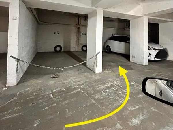 Parking Orfila 20eme