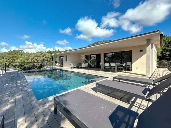 Maison 5 pièces 146 m²