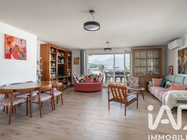 Appartement 5 pièces 102 m²