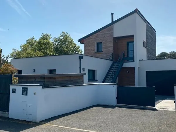 Maison contemporaine de 2021 - 120 m² - Arès, côté Bassin