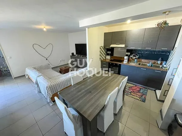 Appartement Saint Denis 3 pièce(s) + 1 place de parking en sous-sol