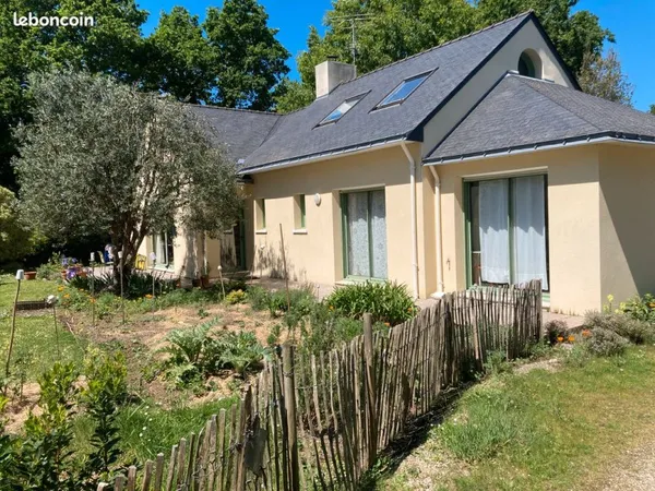 Maison centre de Quimiac