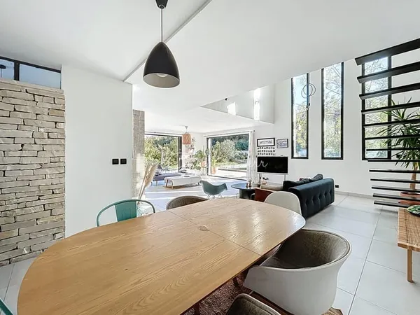 Maison Contemporaine à deux pas d'Aix en Provence