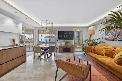 Appartement 5 pièces 121 m²