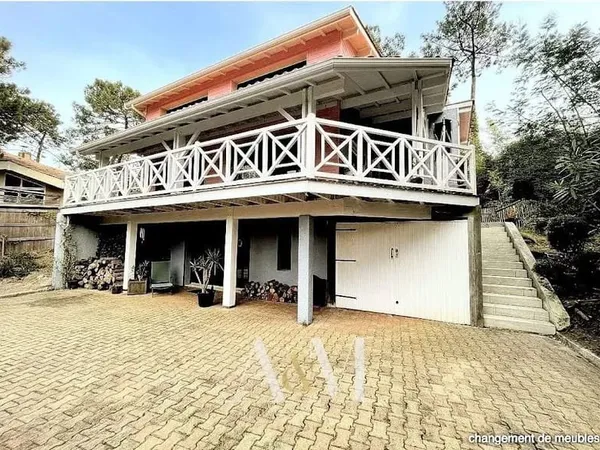 Maison 5 pièces 140 m²