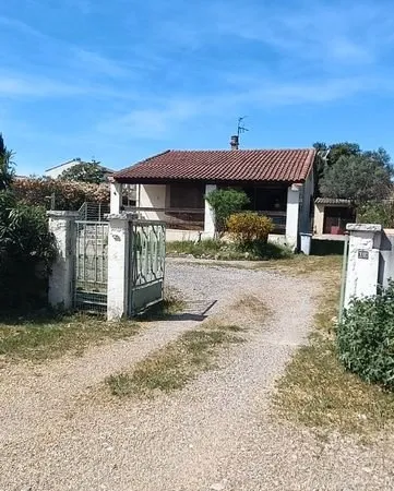 Charmante petite maison à rénover