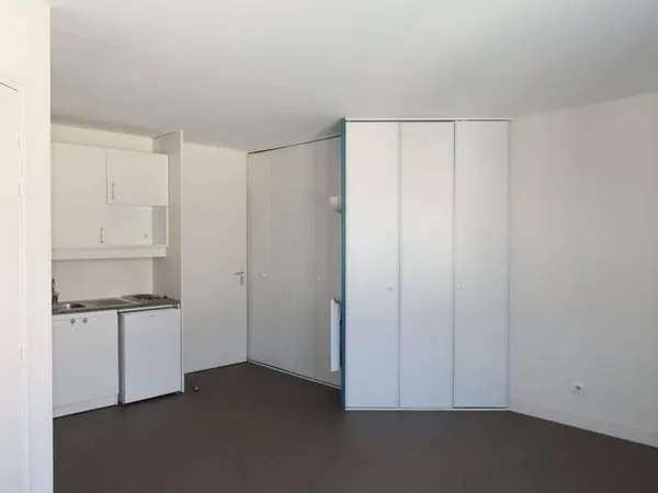 Studio 1 pièce 25 m²