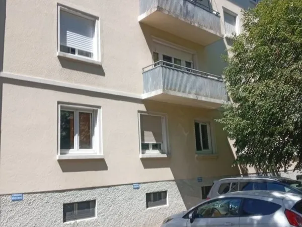 LIMITE PFASTATT - T3 dans petite co propriété