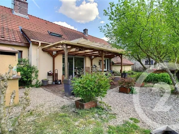 Maison 6 pièces 210 m²