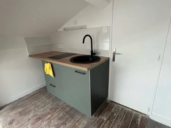 Studio 1 pièce 19 m²