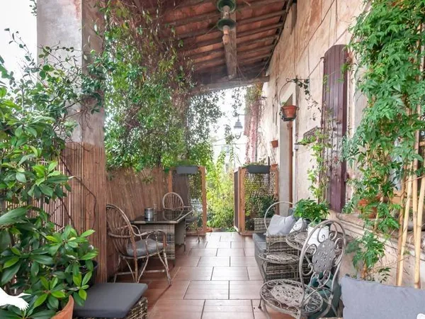 Maison 8 pièces 234 m²