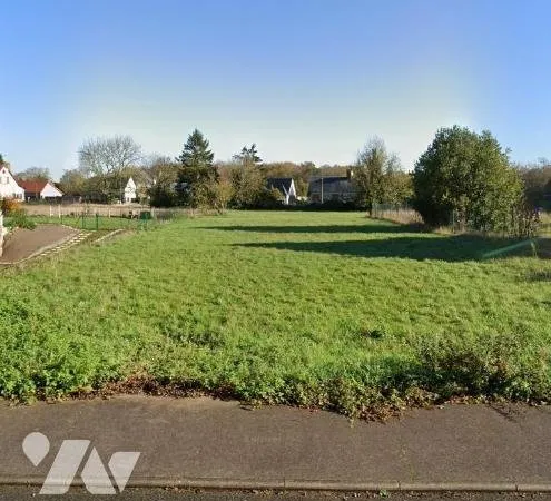 Terrain 841 m²