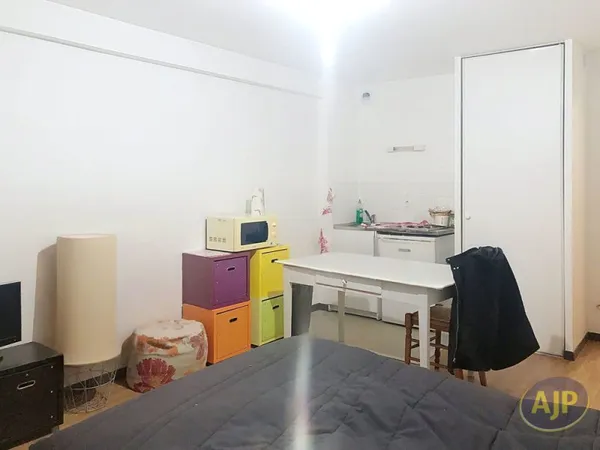 À Vendre Studio en Hyper Centre de Cholet