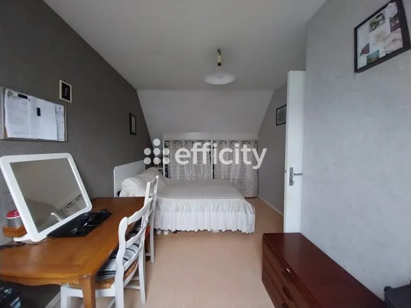 Maison 6 pièces 85 m²