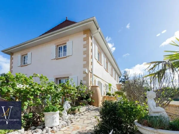 Maison de luxe 7 pièces 306 m²