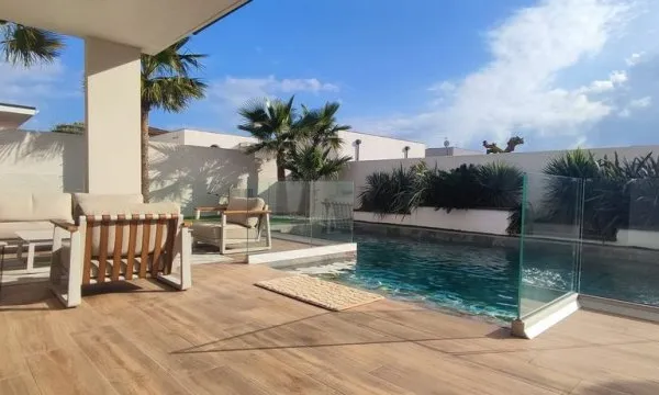 Villa 5 pièces 141 m²