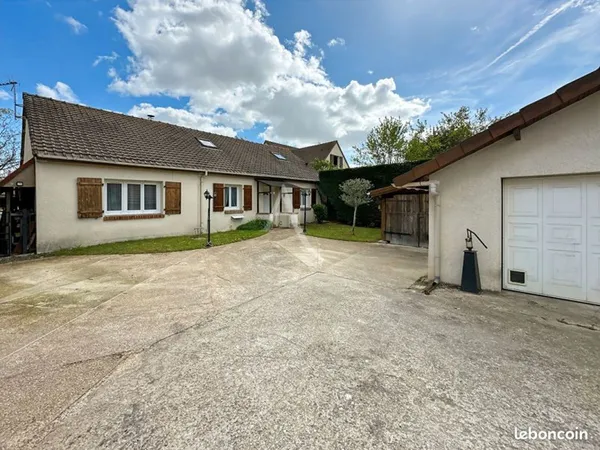 Maison 7 pièces 163 m²