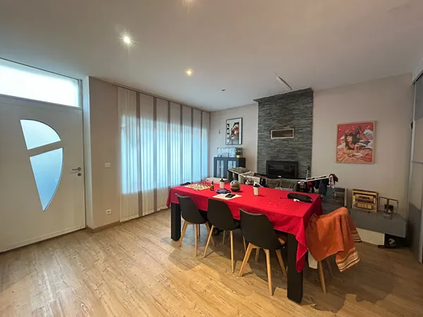 Maison de ville de 7 pièces à vendre à Noyen sur Sarthe