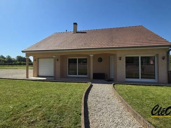 Maison de plain-pied 4 pièces 100 m²