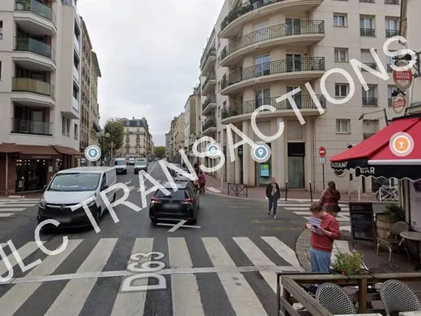 Boutique 51 m²