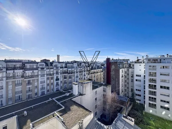 Elégance parisienne au sommet - Dernier étatge Haussmannien