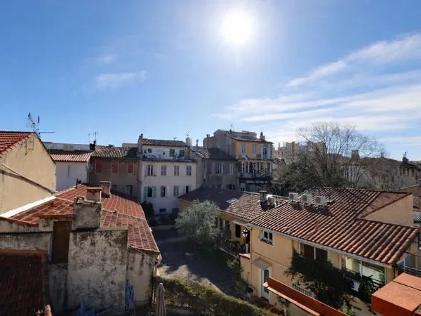 Appartement T3 - 13010 Capelette - dernier étage