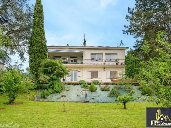 Proche de Pujols, Magnifique maison rénovée avec vue