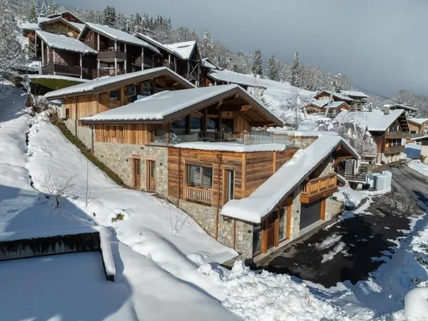Maison 378 m²