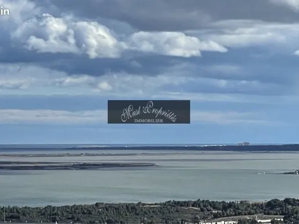 Villa de prestige de 300 m2 avec vue mer