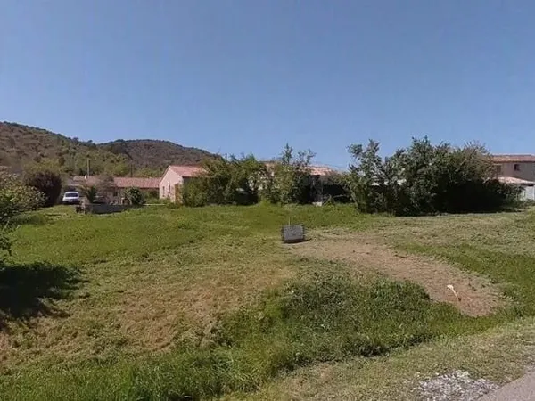 Terrain 1298 m²