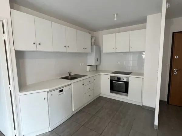 LOCATION 69410 CHAMPAGNE AU MONT D'OR - APPARTEMENT T2 au 2ème et dernier étage