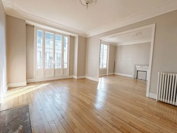 Appartement 6 pièces 154 m²