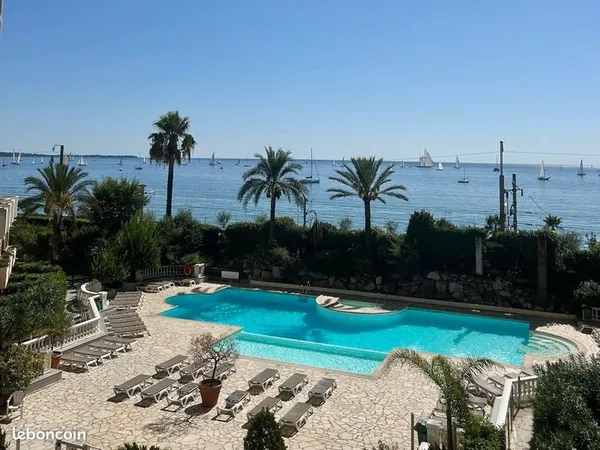 3 pièces au calme vue mer avec piscine