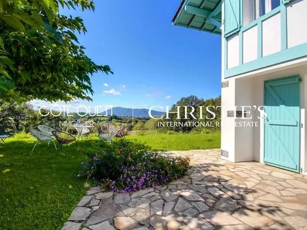 À vendre Urrugne - maison vue montagnes