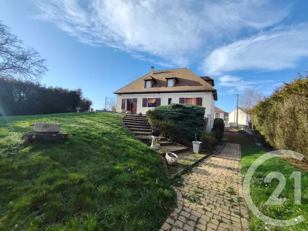 Maison 9 pièces 203 m²
