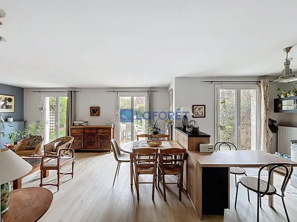 Maison Saint Pierre Du Perray 6 pièce(s) 106 m2
