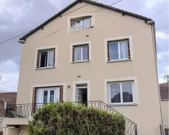 Appartement 2 pièces 27m2 Leudeville centre