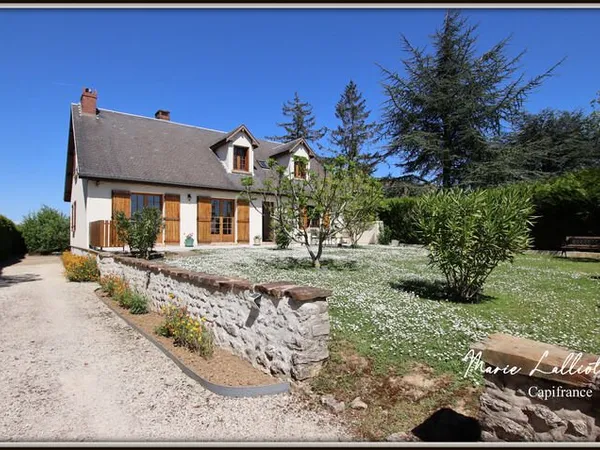Maison à vendre 7p, 194m², Le Malesherbois, plain-pied, école, RER, séjour spacieux, double garage, 
