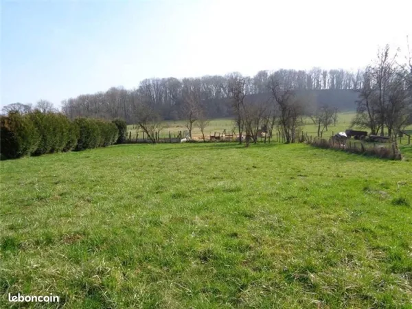 Terrain 1056 m² Villegusien-le-Lac