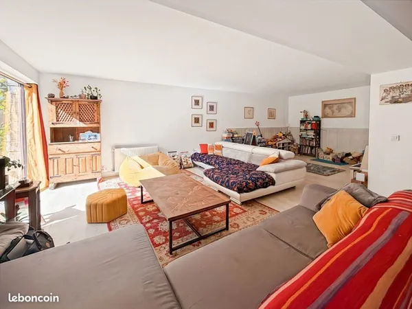 Maison 5 pièces 154 m²