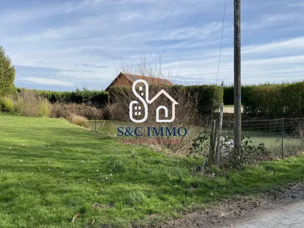 Terrain 333 m²